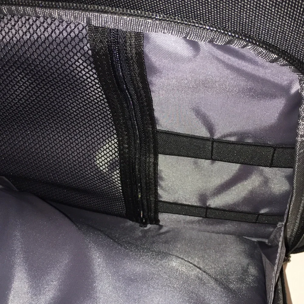 NWT Startech Travel Friendly 15.6 in backpack with accessory pouch